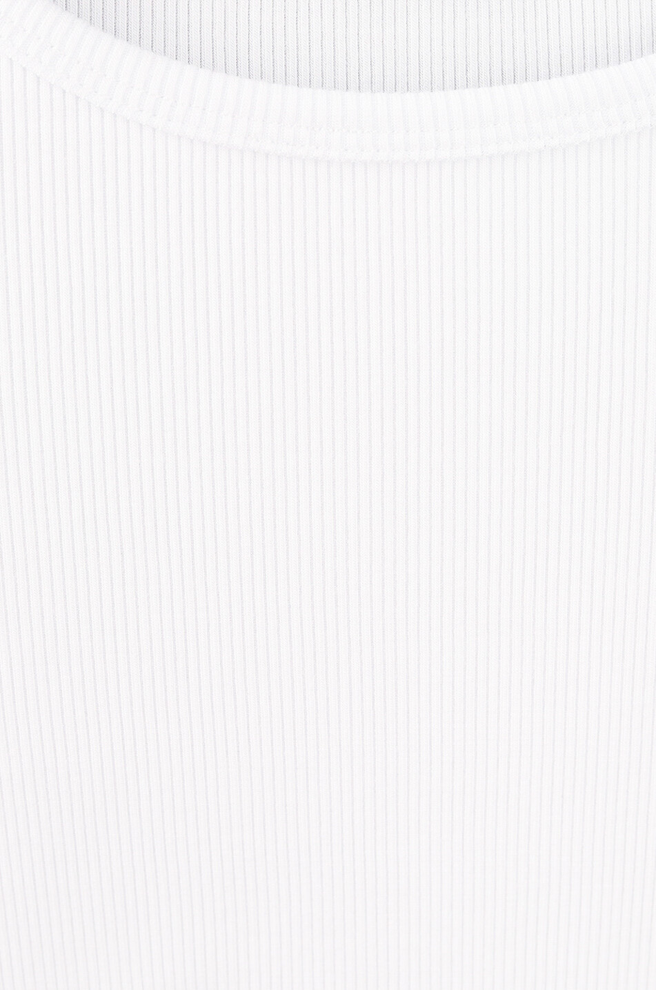 Three-quarter sleeve fitted modal T-shirt