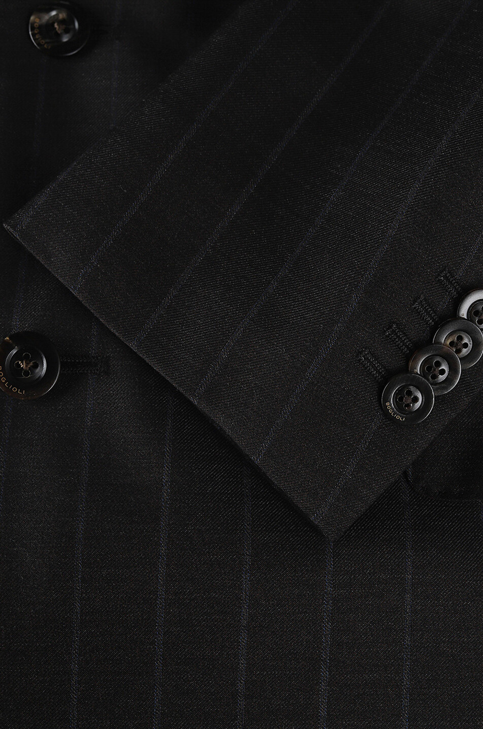 Virgin wool suit