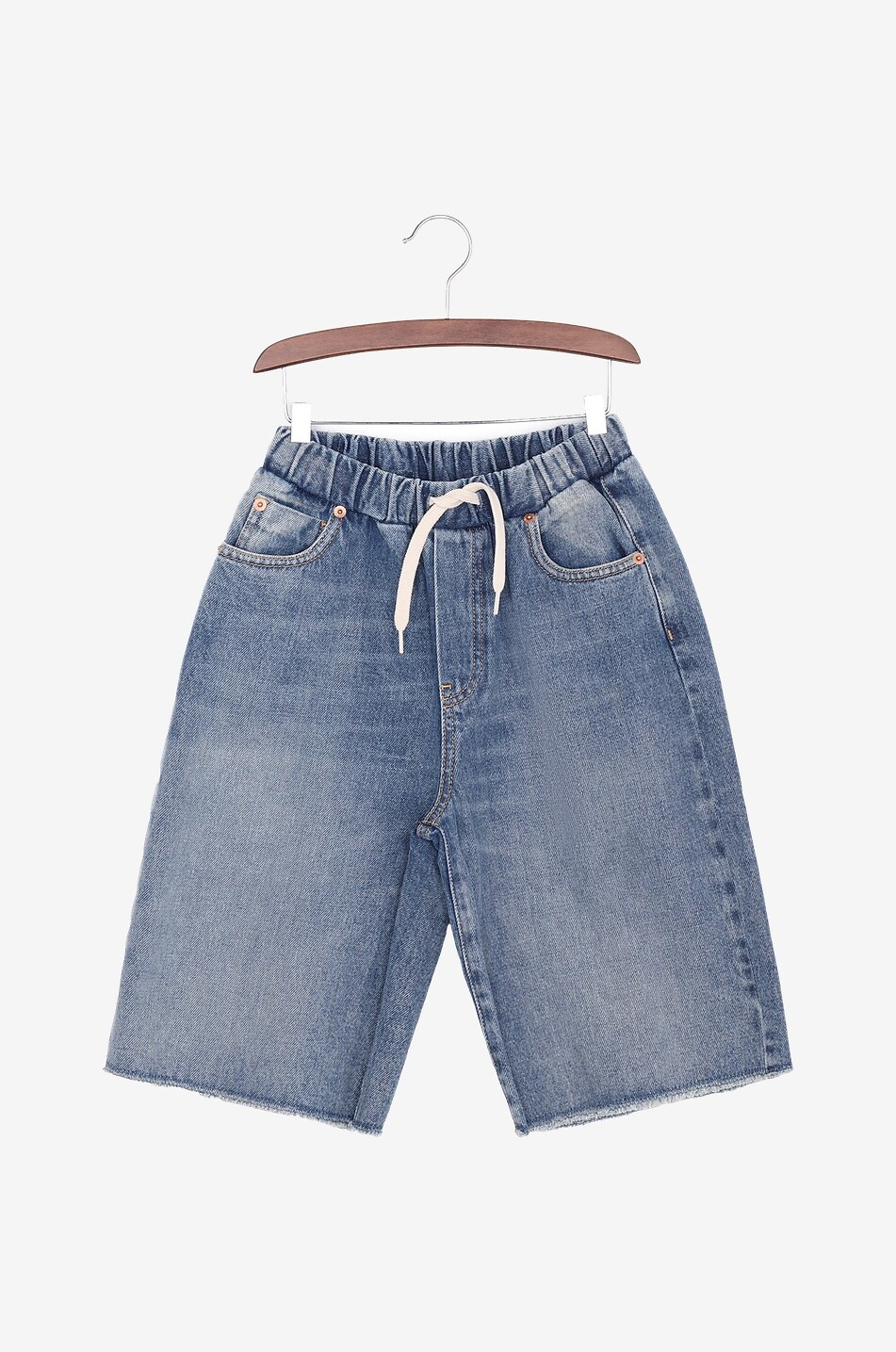 Faded denim boy's frayed Bermuda shorts