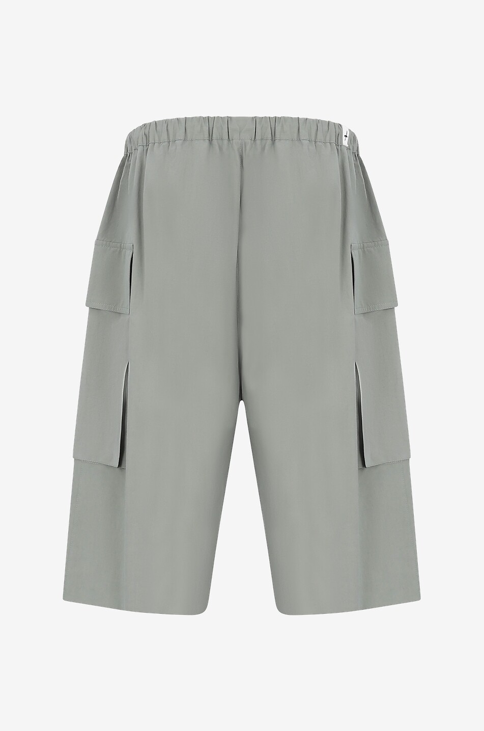 Organic cotton cargo bermuda shorts