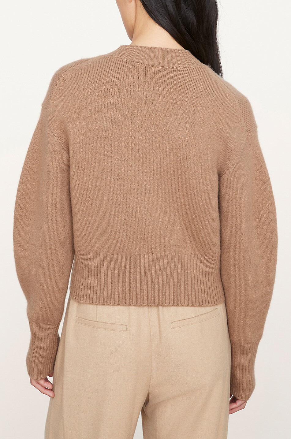 Langärmeliger Pullover mit Rundhalsausschnitt