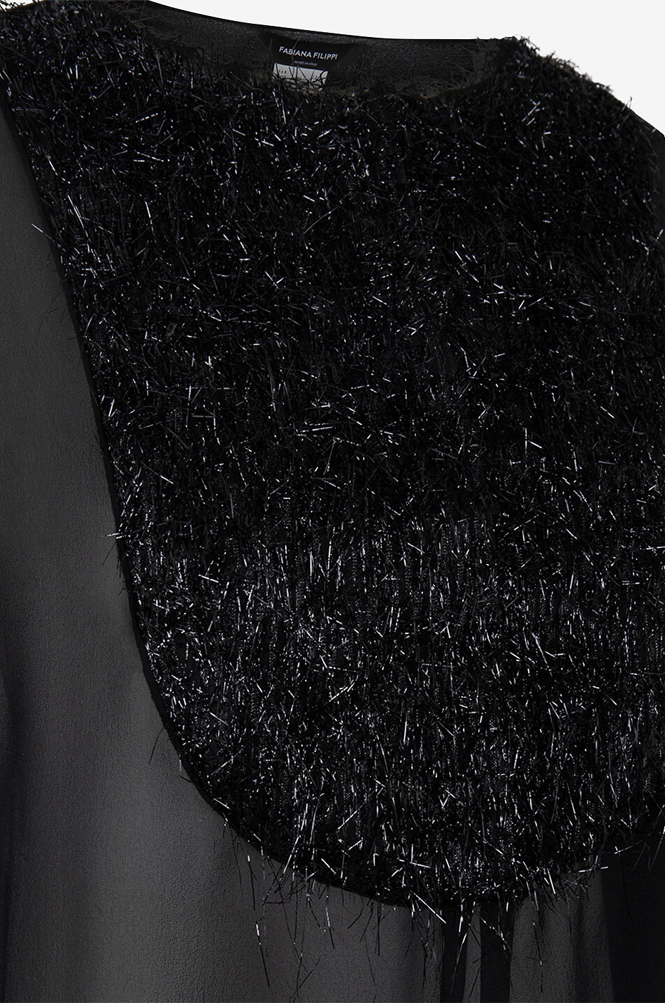 Seidenmusselin-Bluse mit Latz und Glitzerfransen