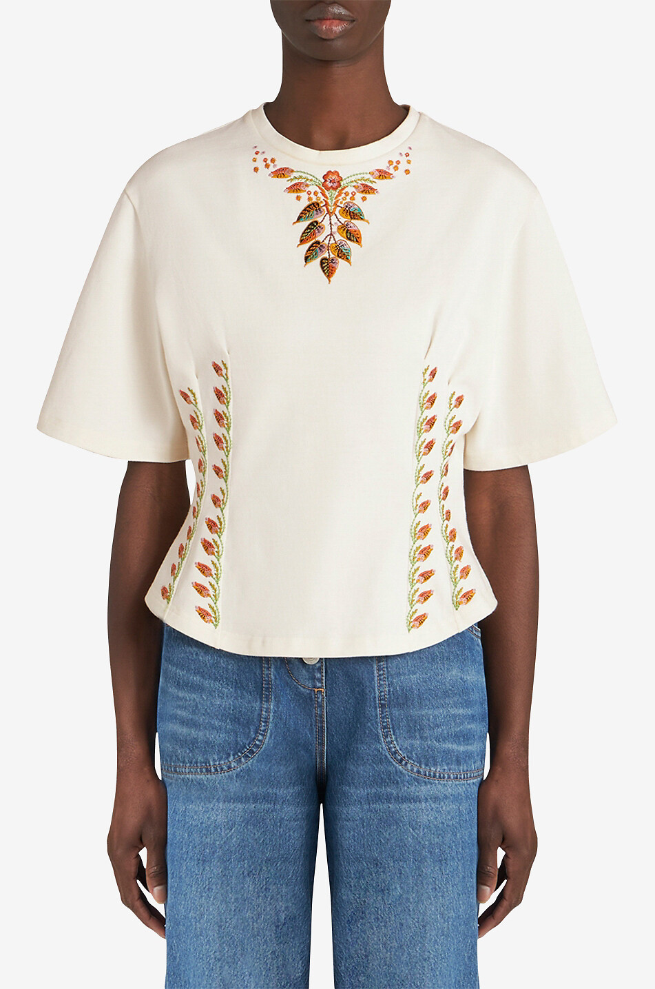 Tailliertes T-Shirt mit Stickerei Flowers & Leaves