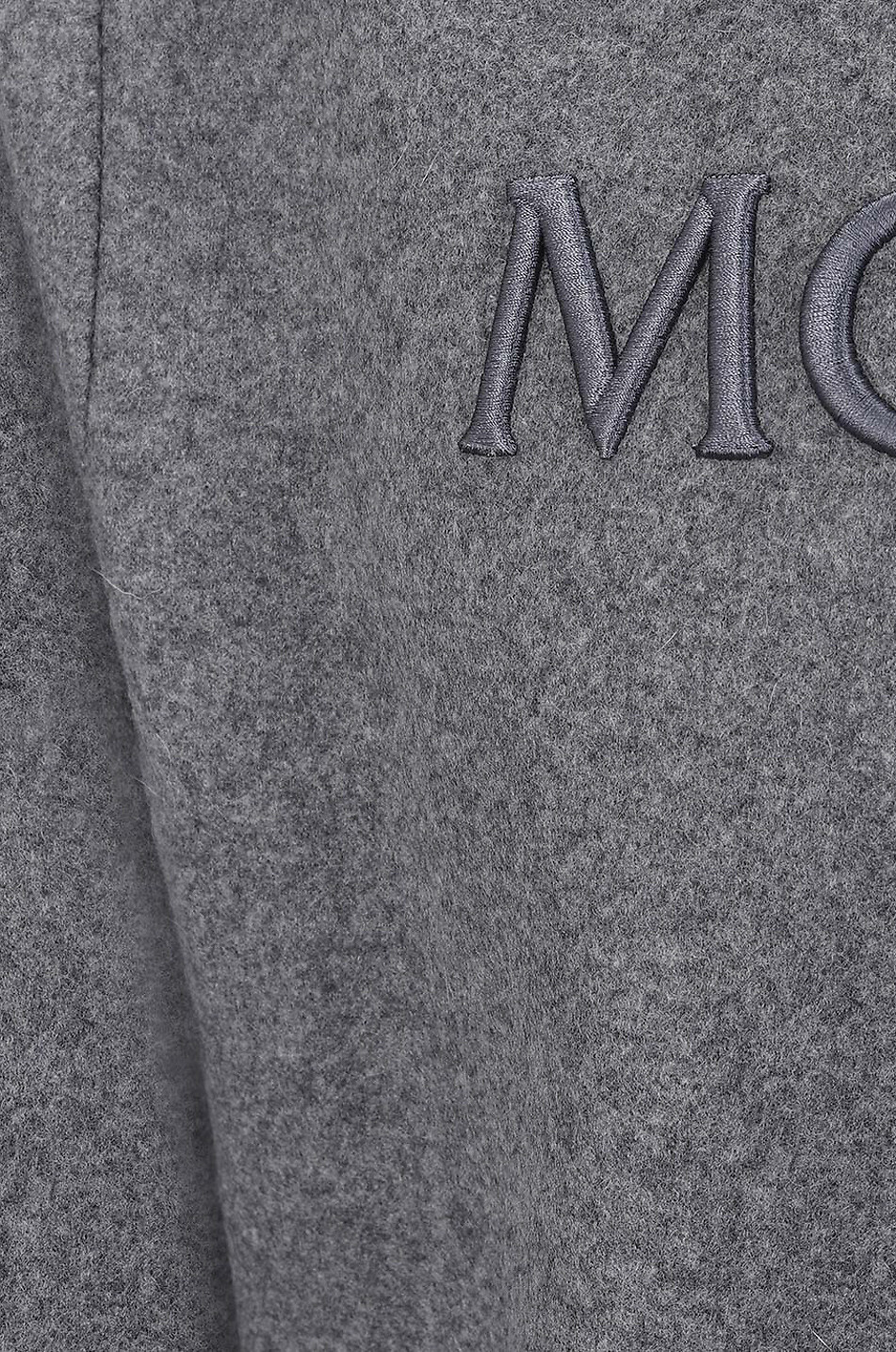 MONCLER Rundhalssweatshirt in Filzoptik mit Logostickerei Herren GRAU 3