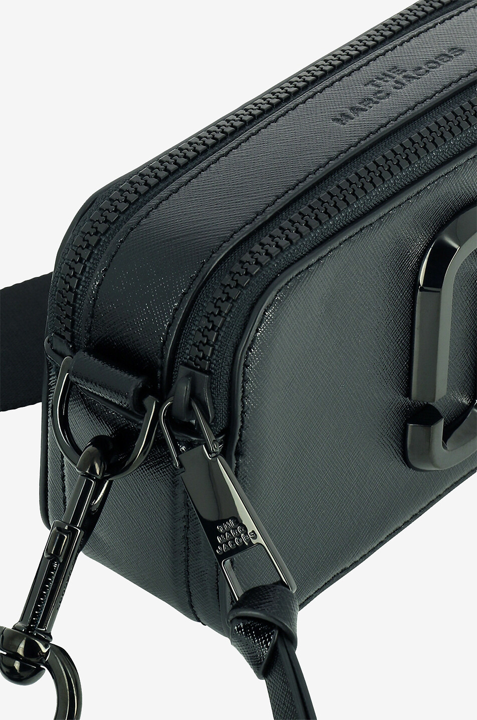 The SNAPSHOT DTM Crossbody Bag hot black