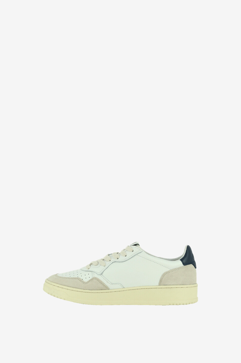 AUTRY Baskets basses à lacets en cuir blanc et détails en nubuck beige et cuir bleu marine Medalist Homme BLEU FONCE 3