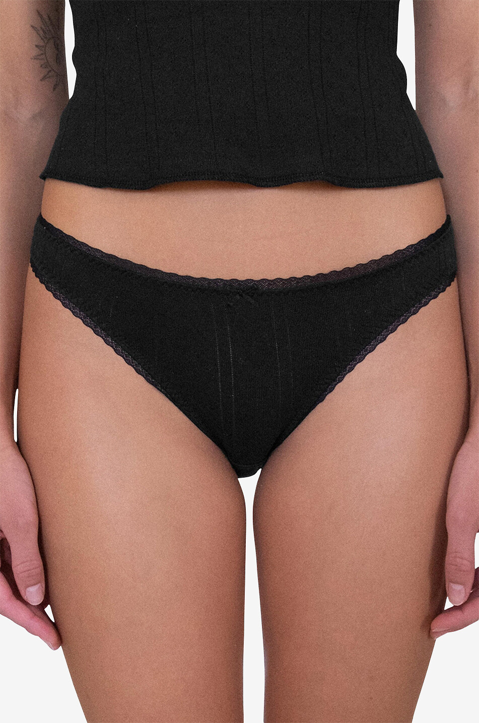 COU COU Culotte en coton bio et dentelle The Low Rise Pointelle Femme NOIR 3