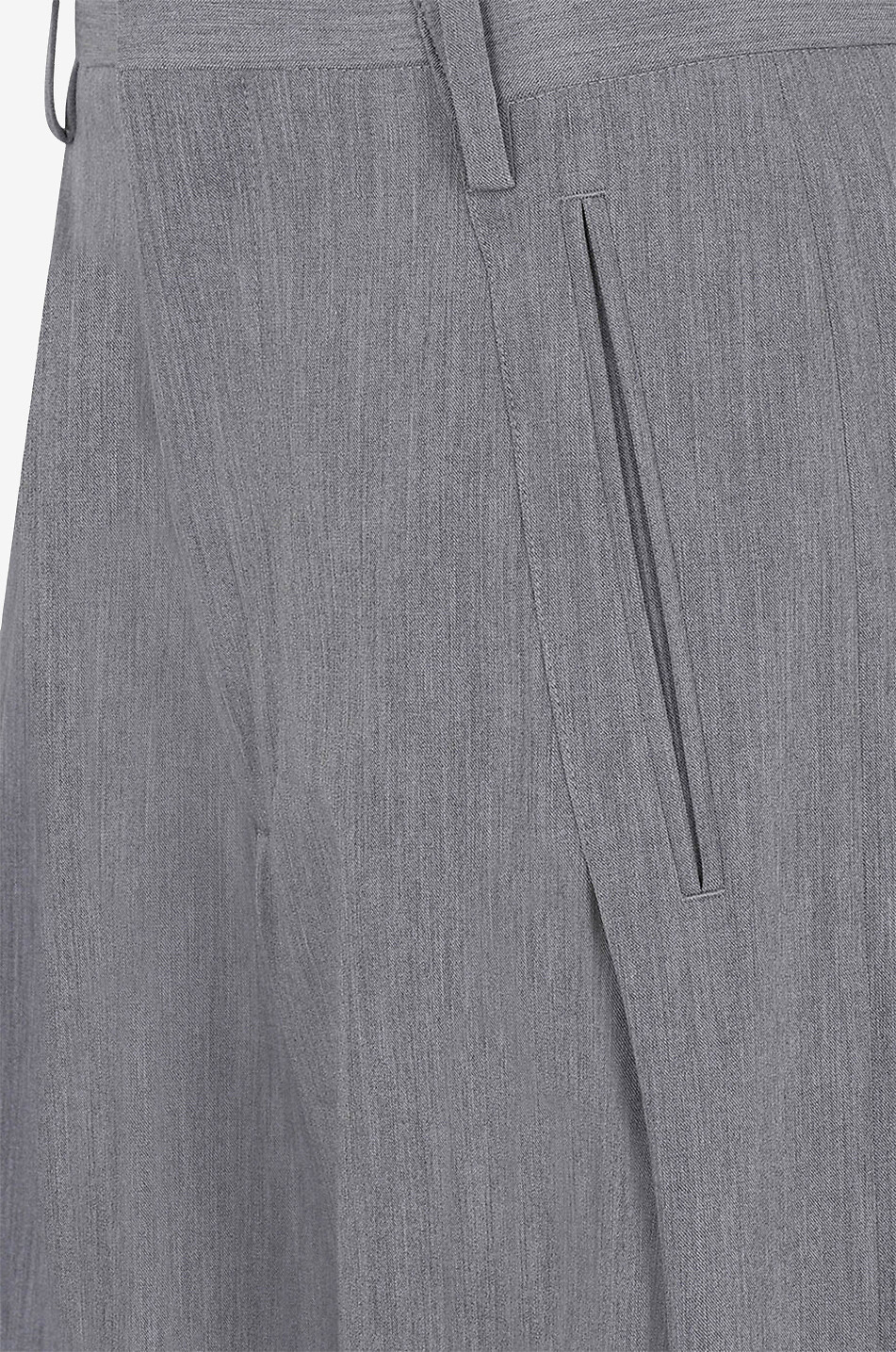 Pantalon à pinces large taille haute déstructuré