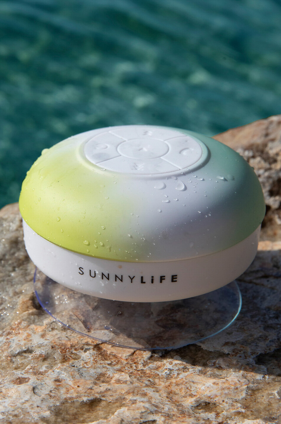 SUNNYLIFE Wasserdichter Lautsprecher Splash Speaker See Seeker Dip Dye Haus BUNT 3