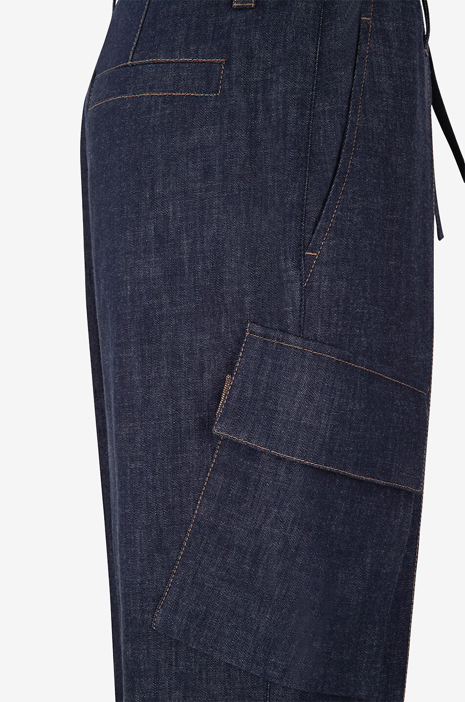 Pantalon cargo raccourci en denim léger