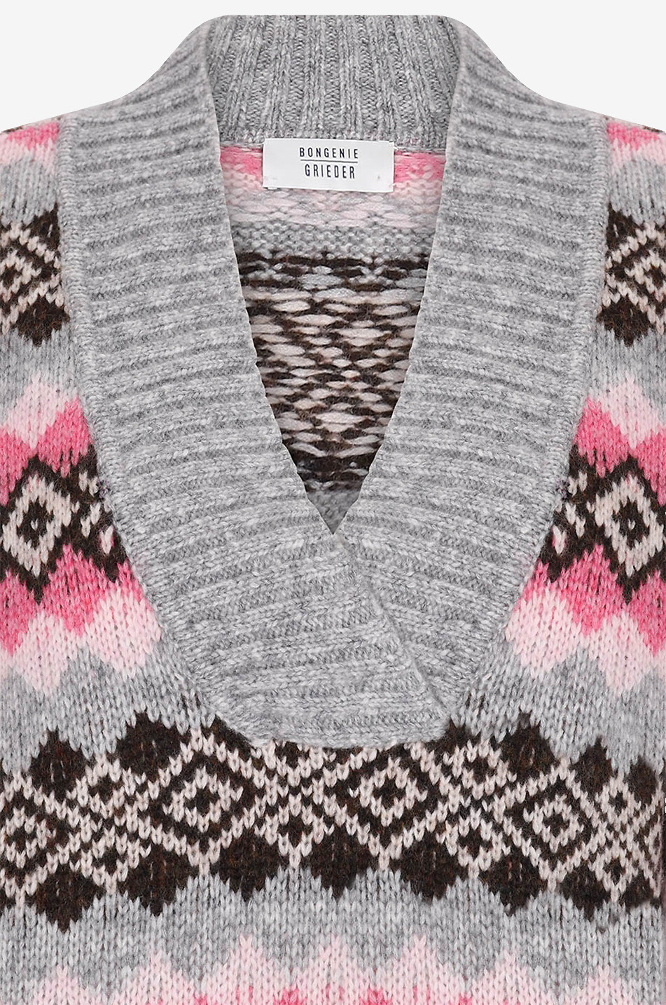 Chunky jacquard jumper with plunging V-neck