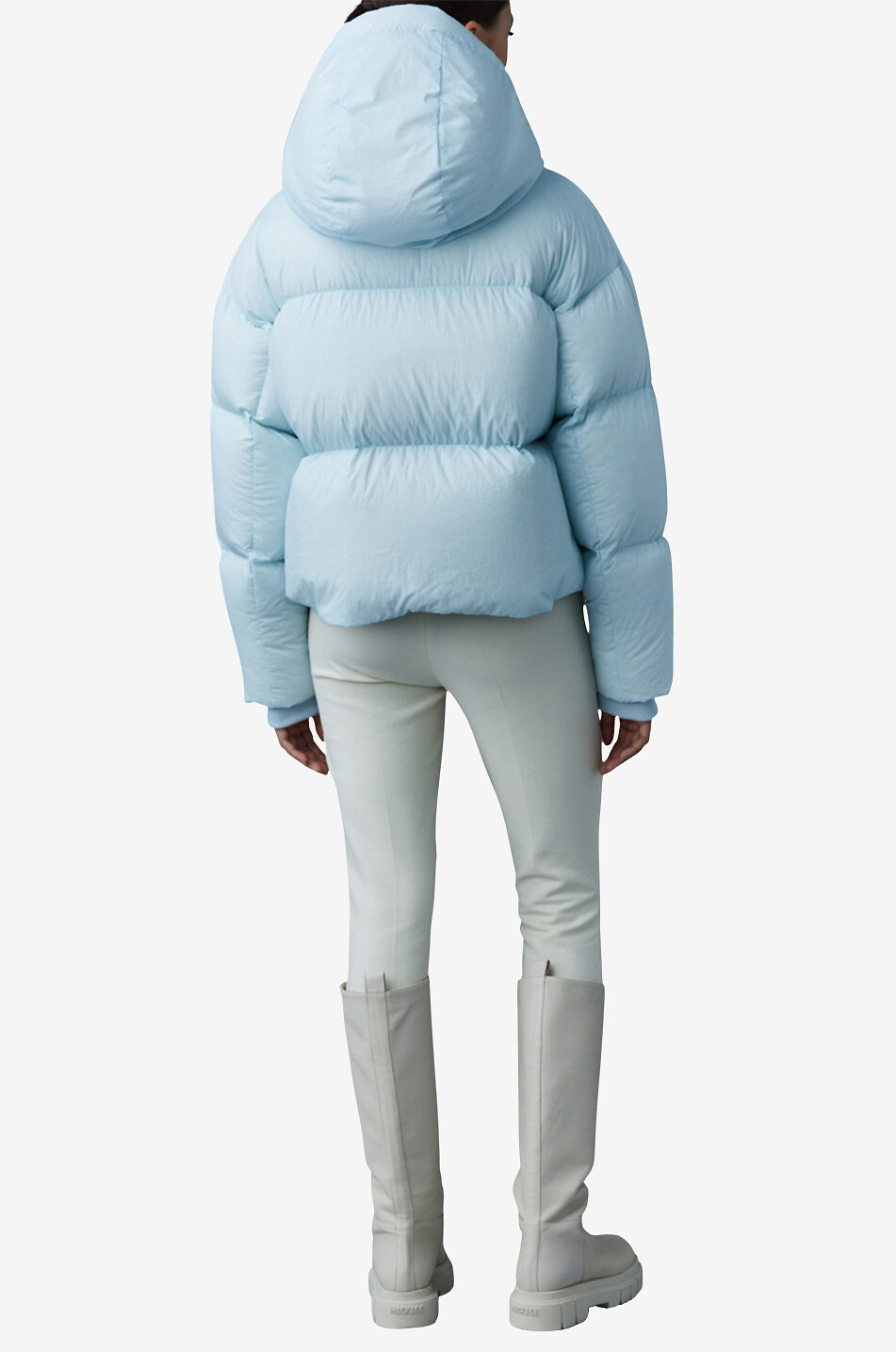 MACKAGE Kurze warme Daunenjacke mit Kapuze Tessy Damen HELLBLAU 4