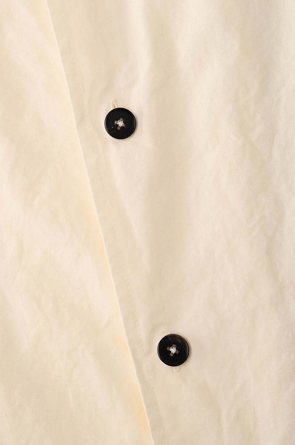 Short-sleeved cotton shirt
