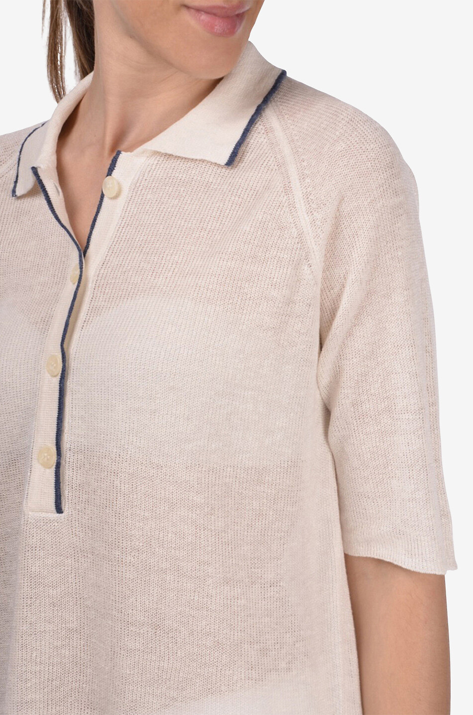 Linen short-sleeved polo shirt
