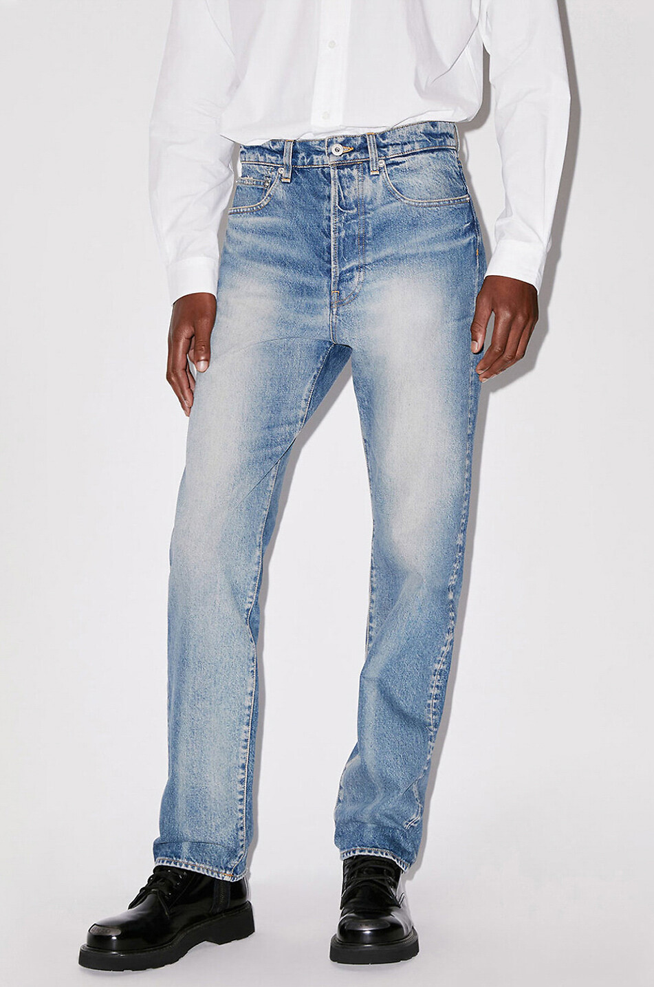 Gerade geschnittene Jeans aus Baumwolle Asagao