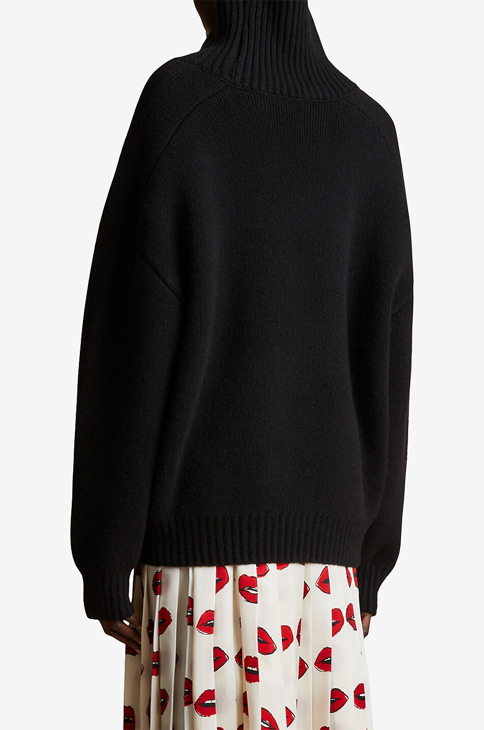 Landen loose cashmere jumper with stand-up collar