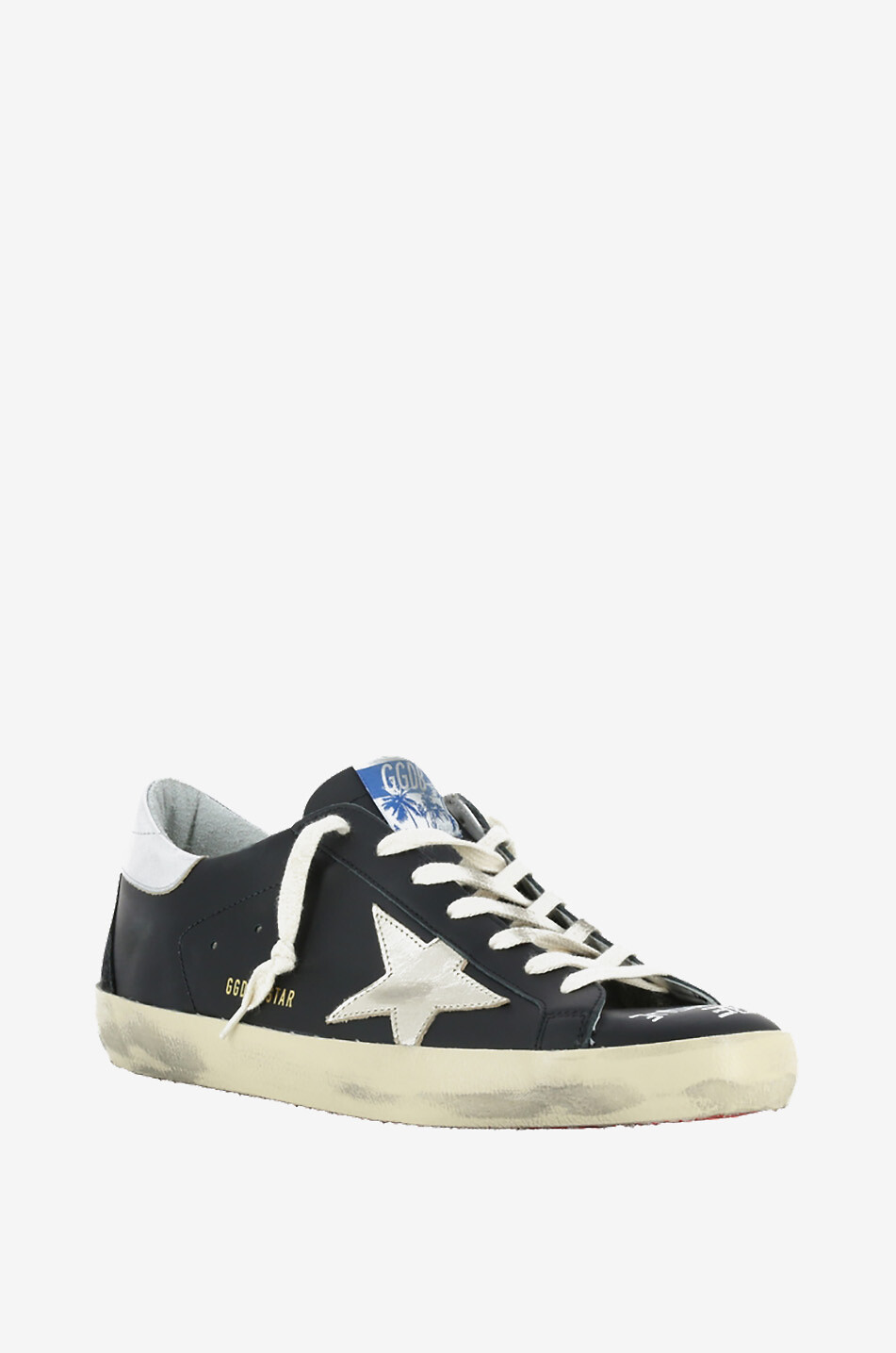 Flat trainers