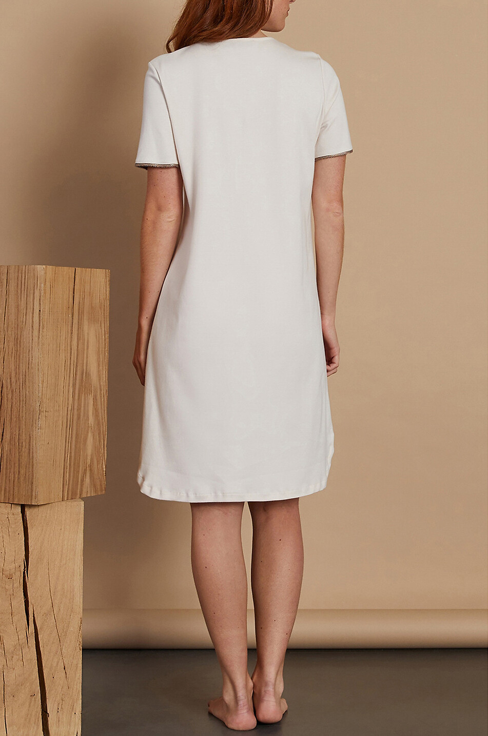Chemise de nuit courte en interlock Vibration