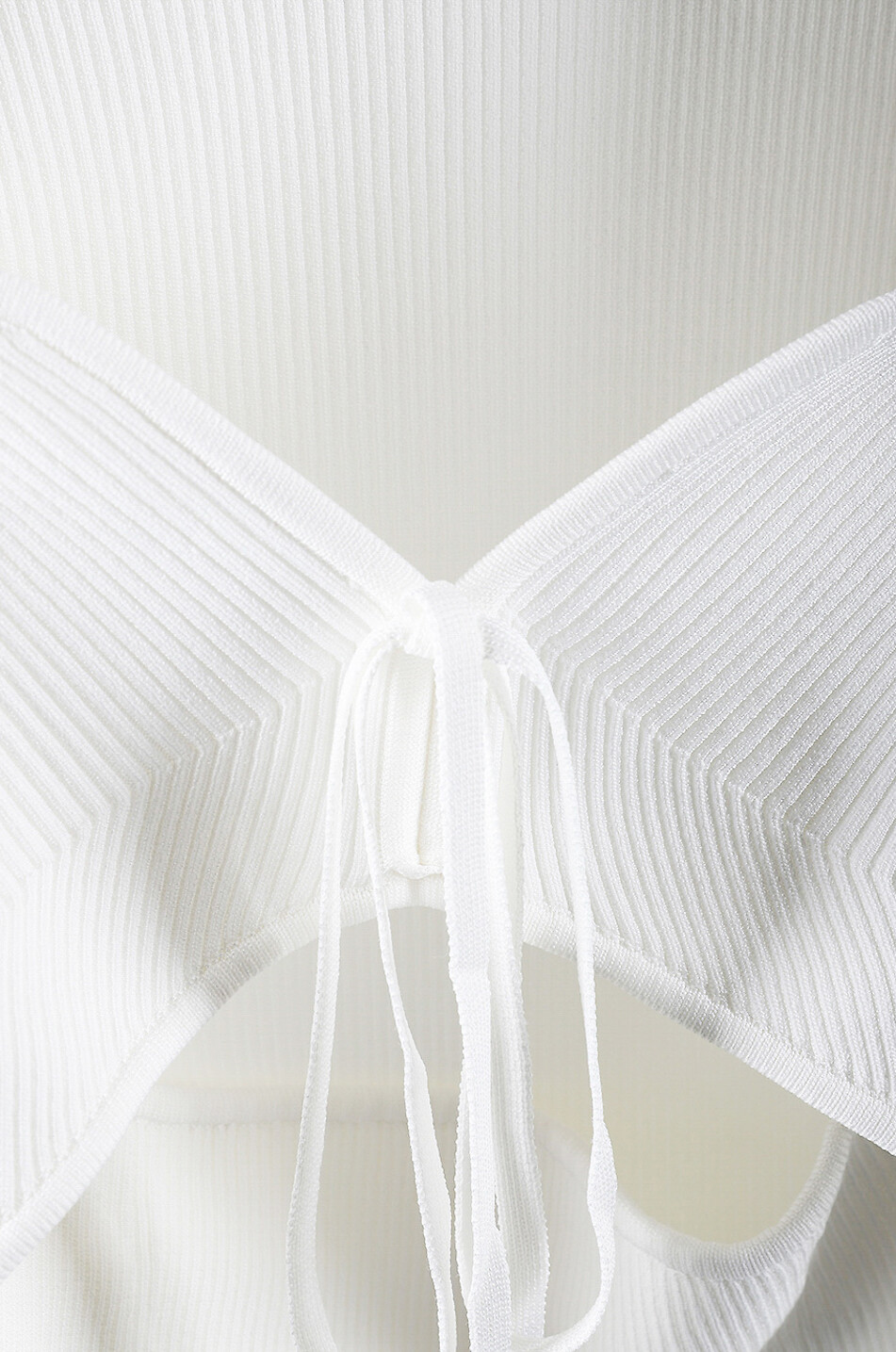 SIMKHAI Pull à découpes en maille côtelée Alexia Femme BLANC 3