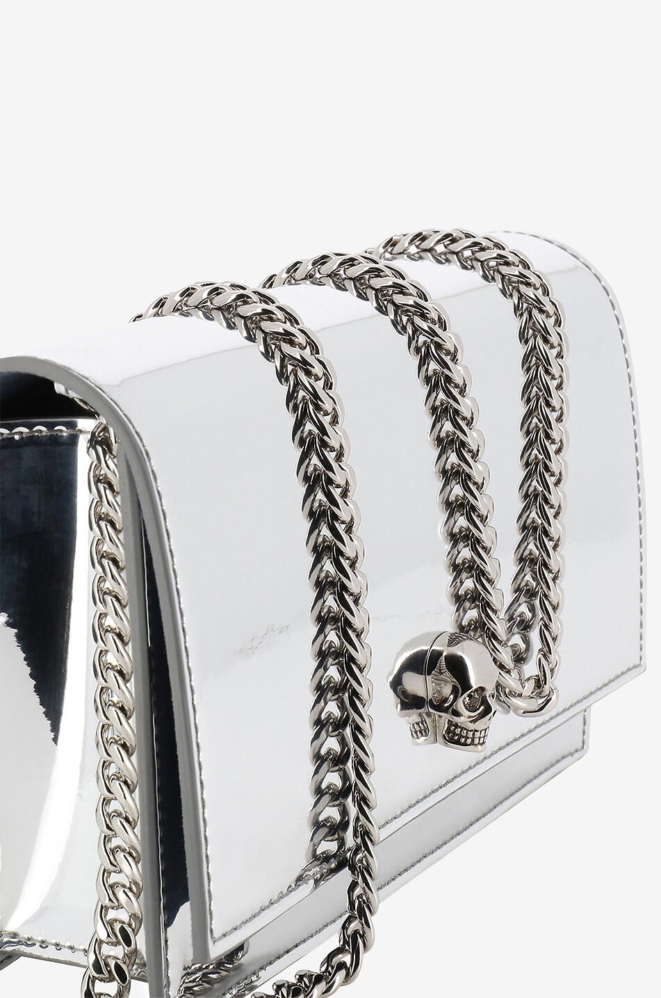 ALEXANDER McQUEEN Sac porté épaule effet miroir Skull Small Femme ARGENT 5