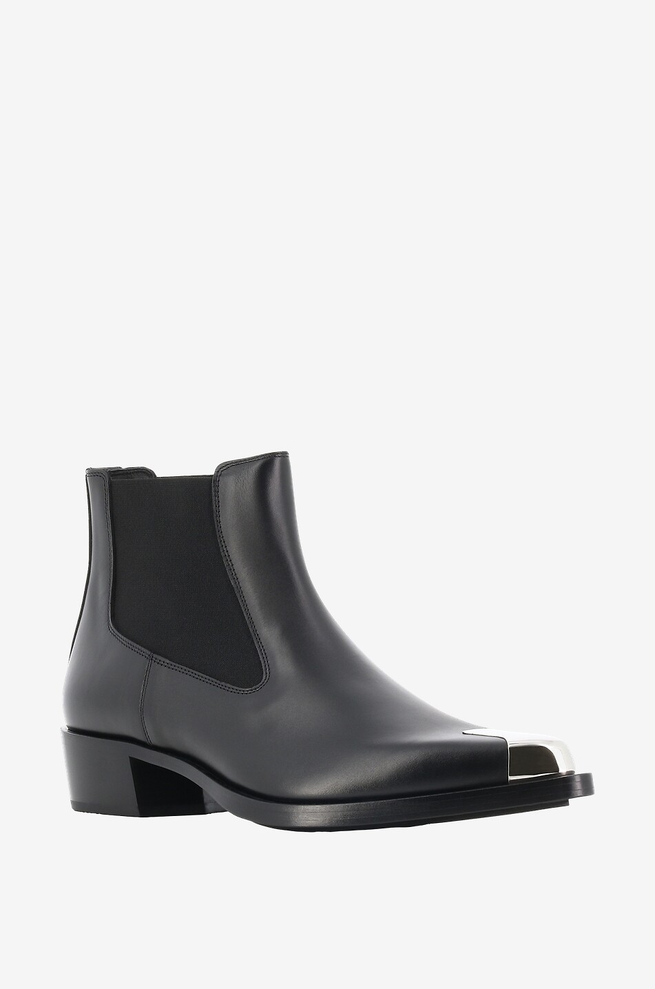 Punk pointy-toe chelsea boots