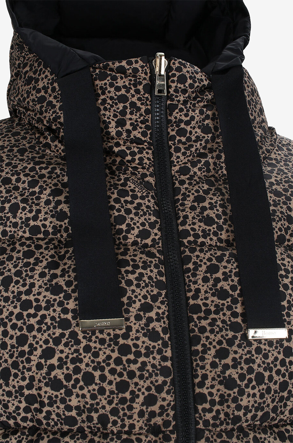 Reversible down jacket