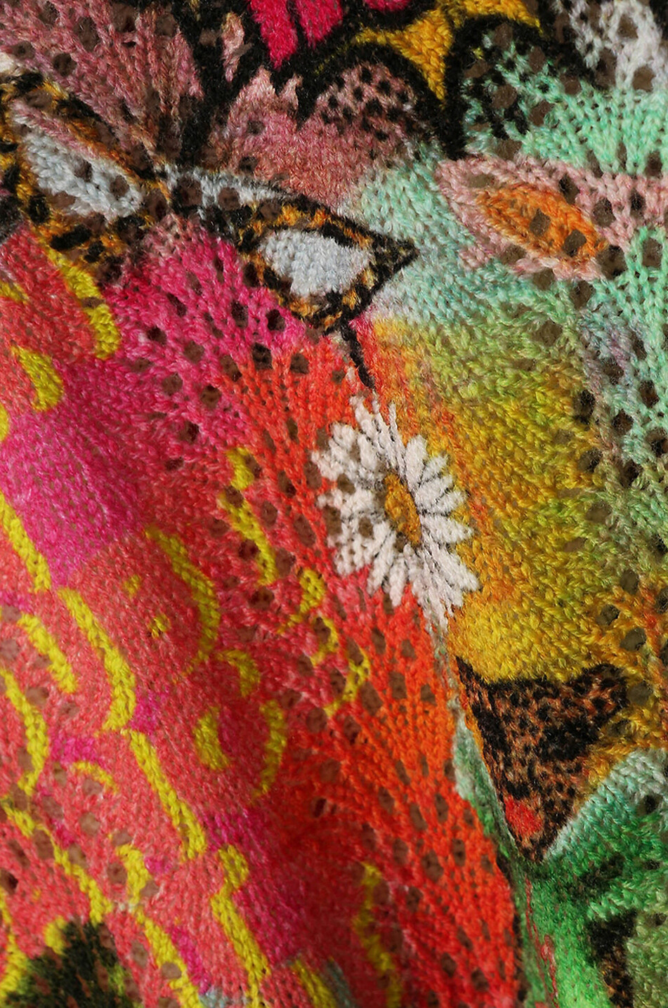 Patterned wool V-neck jumper