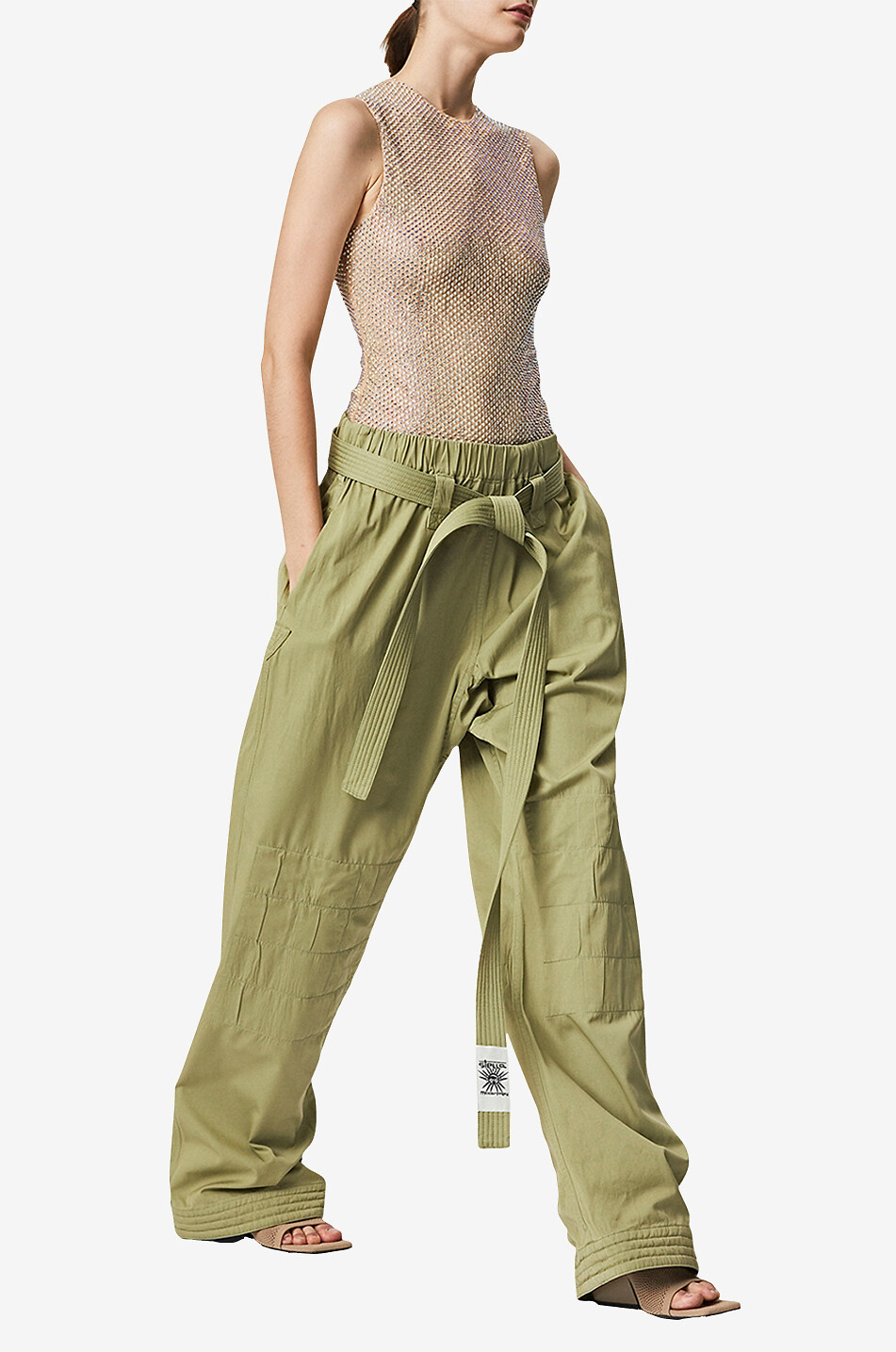 Hose aus Gabardine mit weitem Bein und hohem Bund