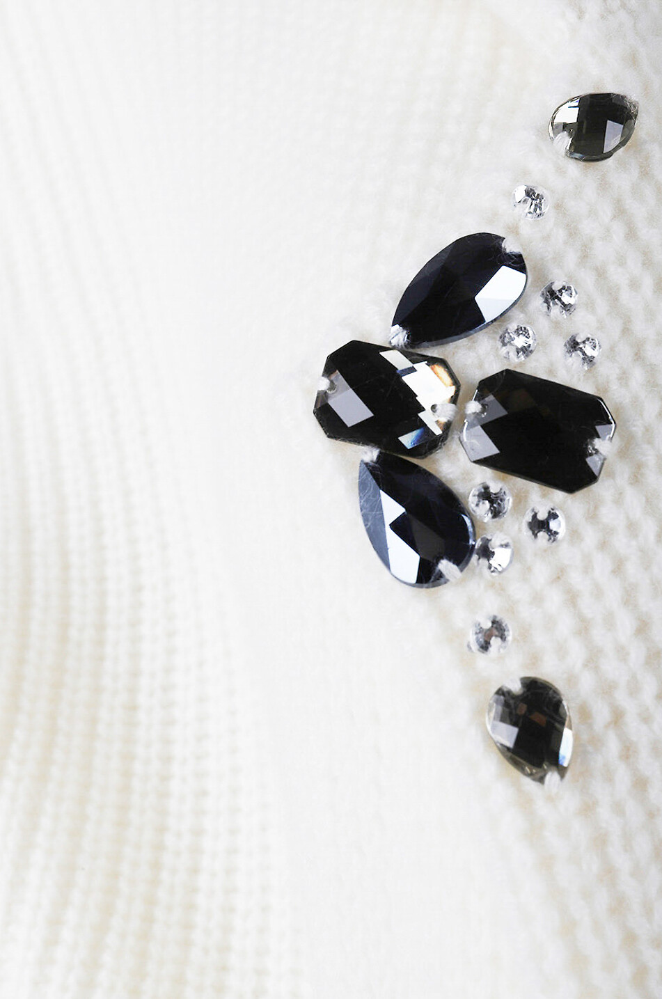 Crystal adorned chunky cashmere cardigan