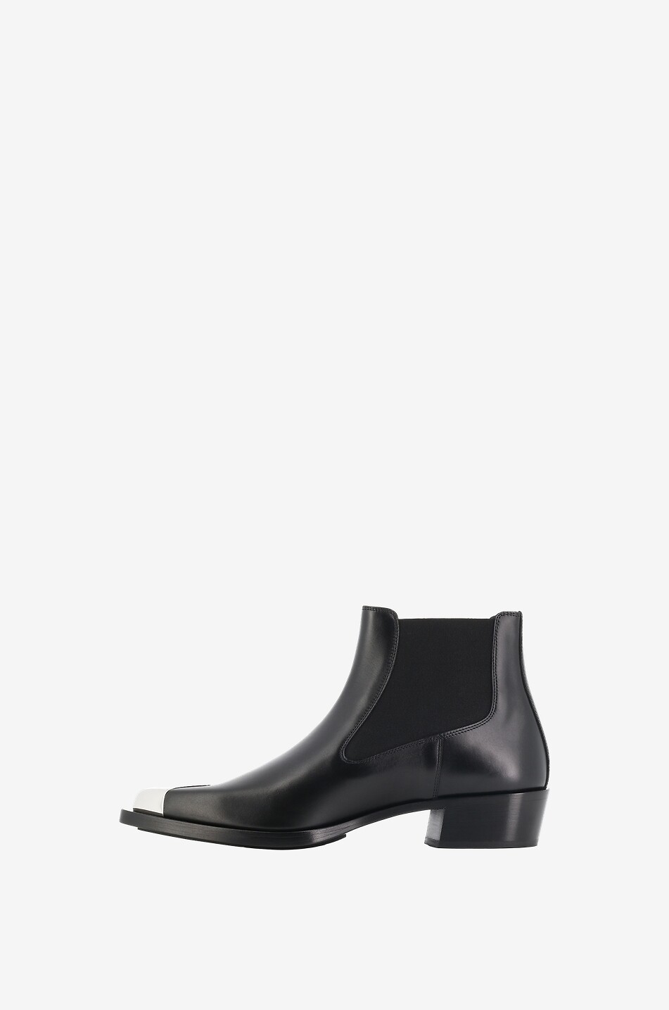 Punk pointy-toe chelsea boots