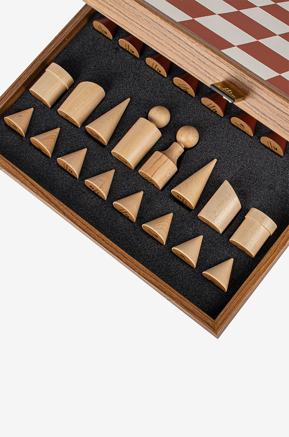 MANOPOULOS Schachspiel aus Holz und Kunstleder Bauhaus Style Haus KAMELFARBEN 3