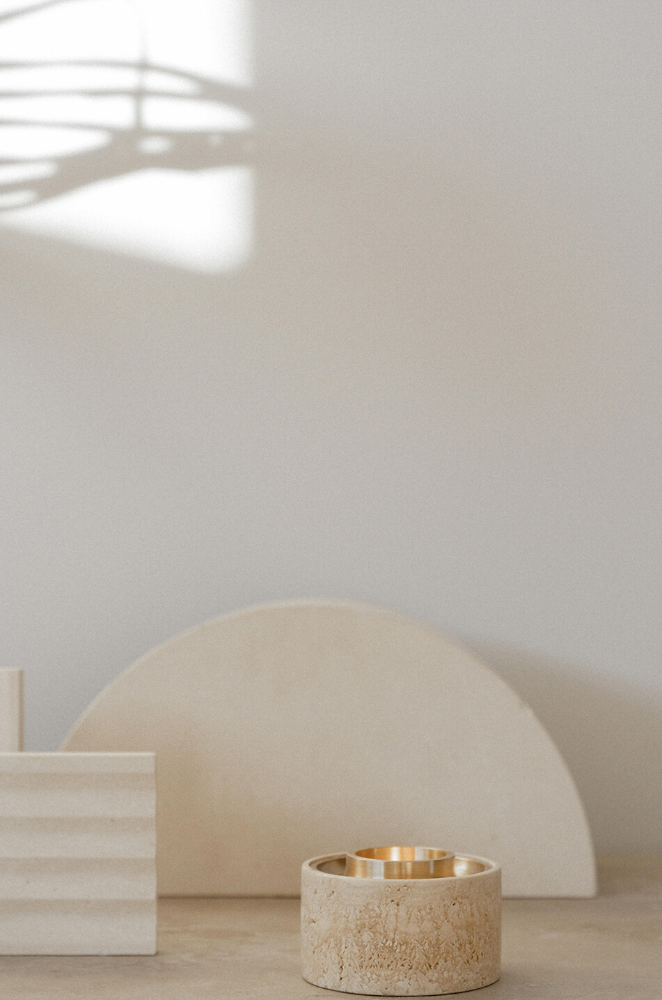ADDITION STUDIO Duftöllampe aus Travertin Asteroid Haus BEIGE 3