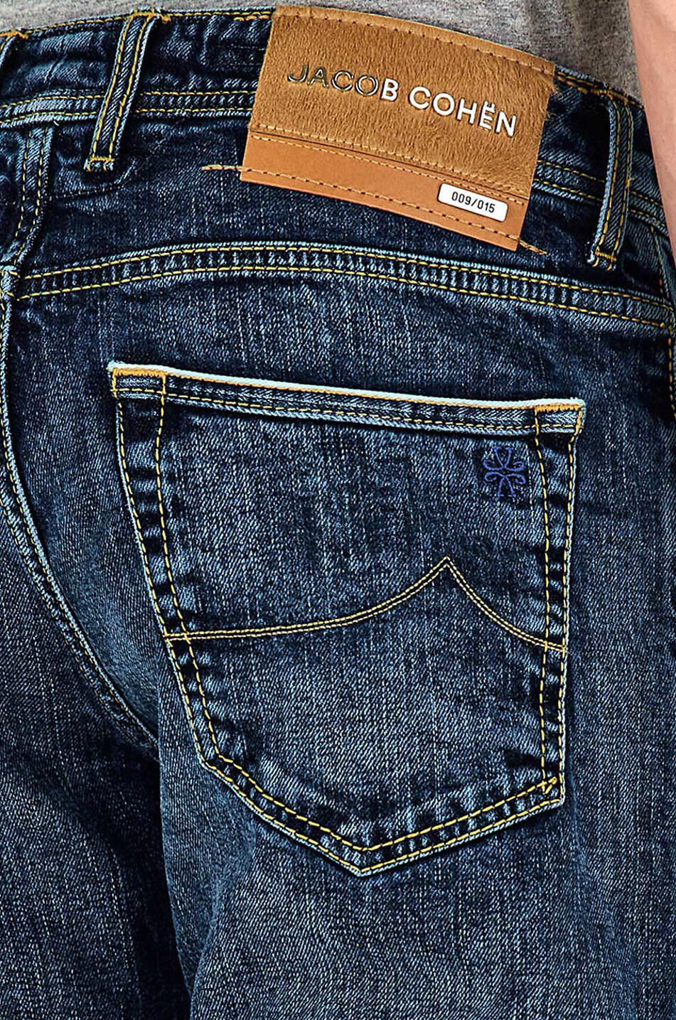 Jeans mit geradem Bein aus Baumwolle Bard