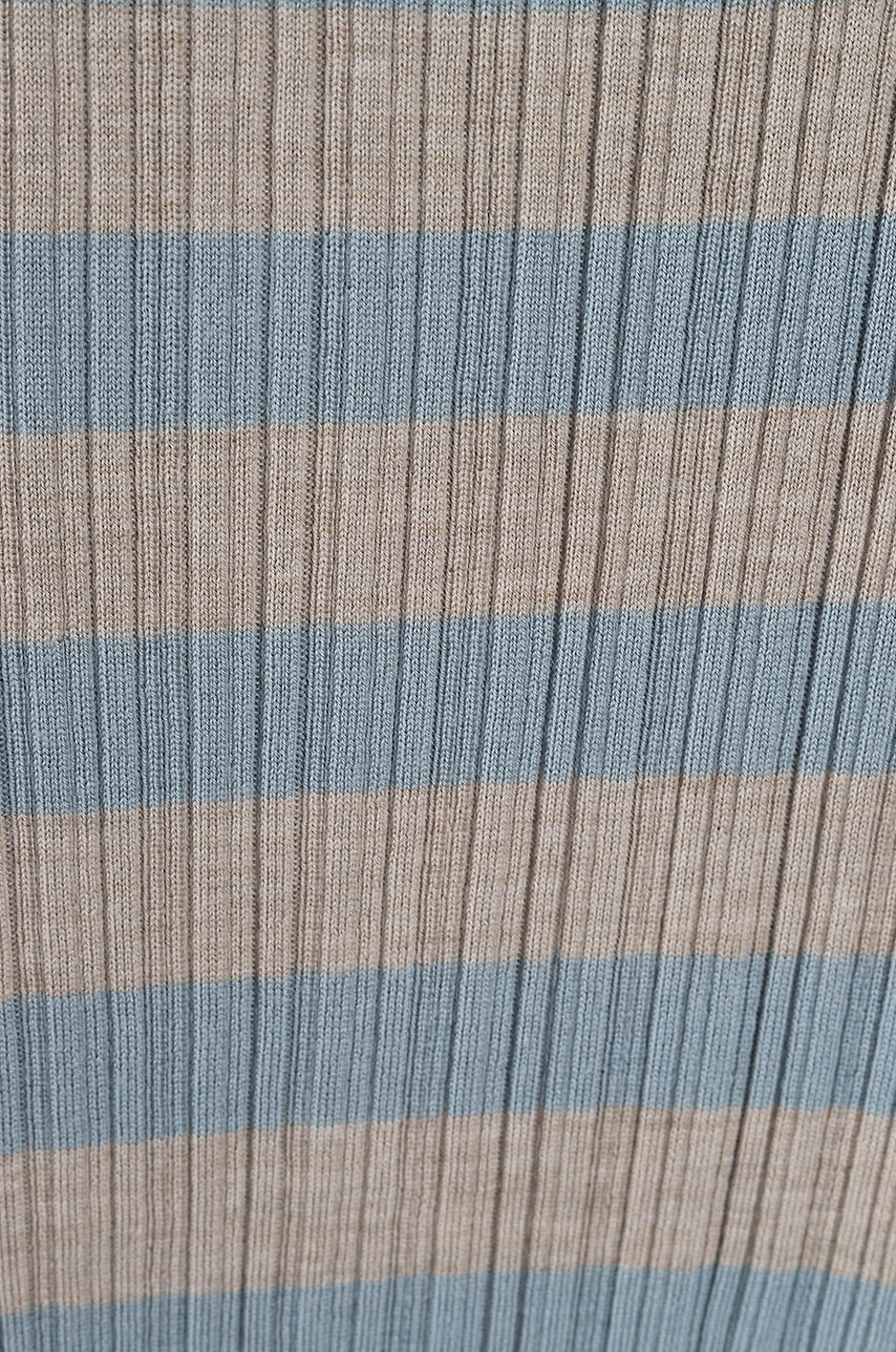 Wool sleeveless top
