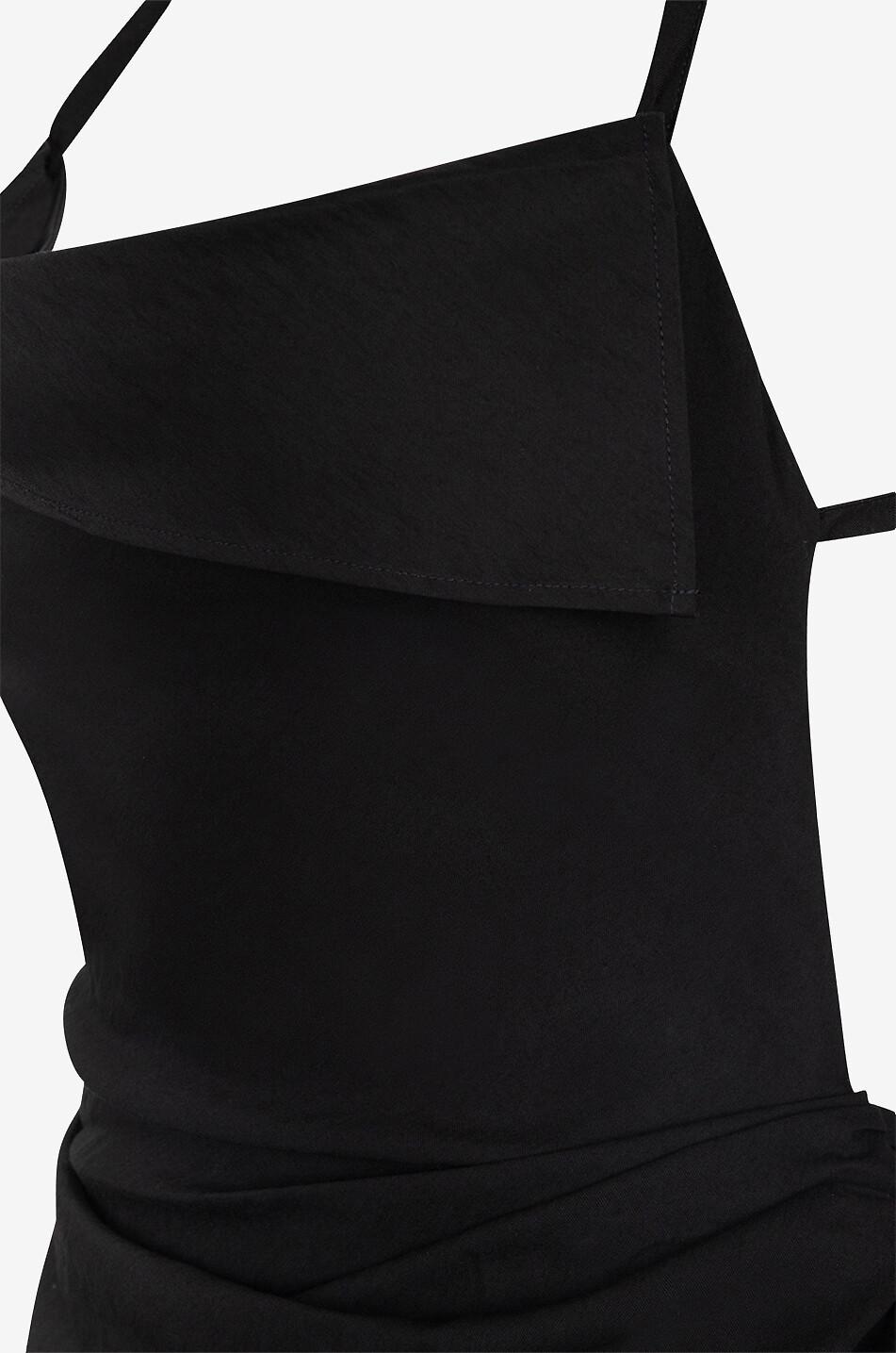 Asymmetrisches drapiertes Mini-Trägerkleid La Robe Saudade