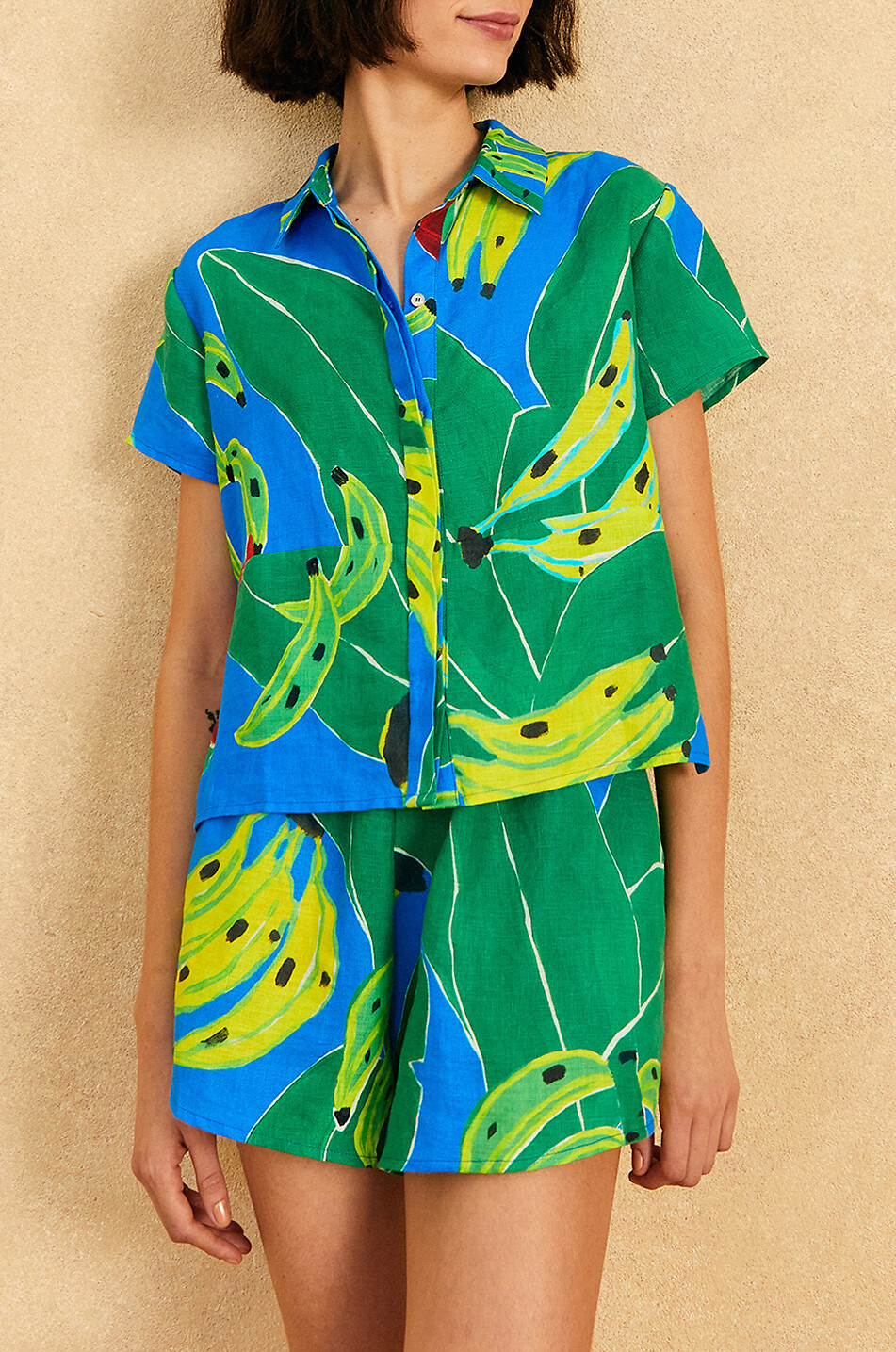 Banana Leaves printed linen shorts