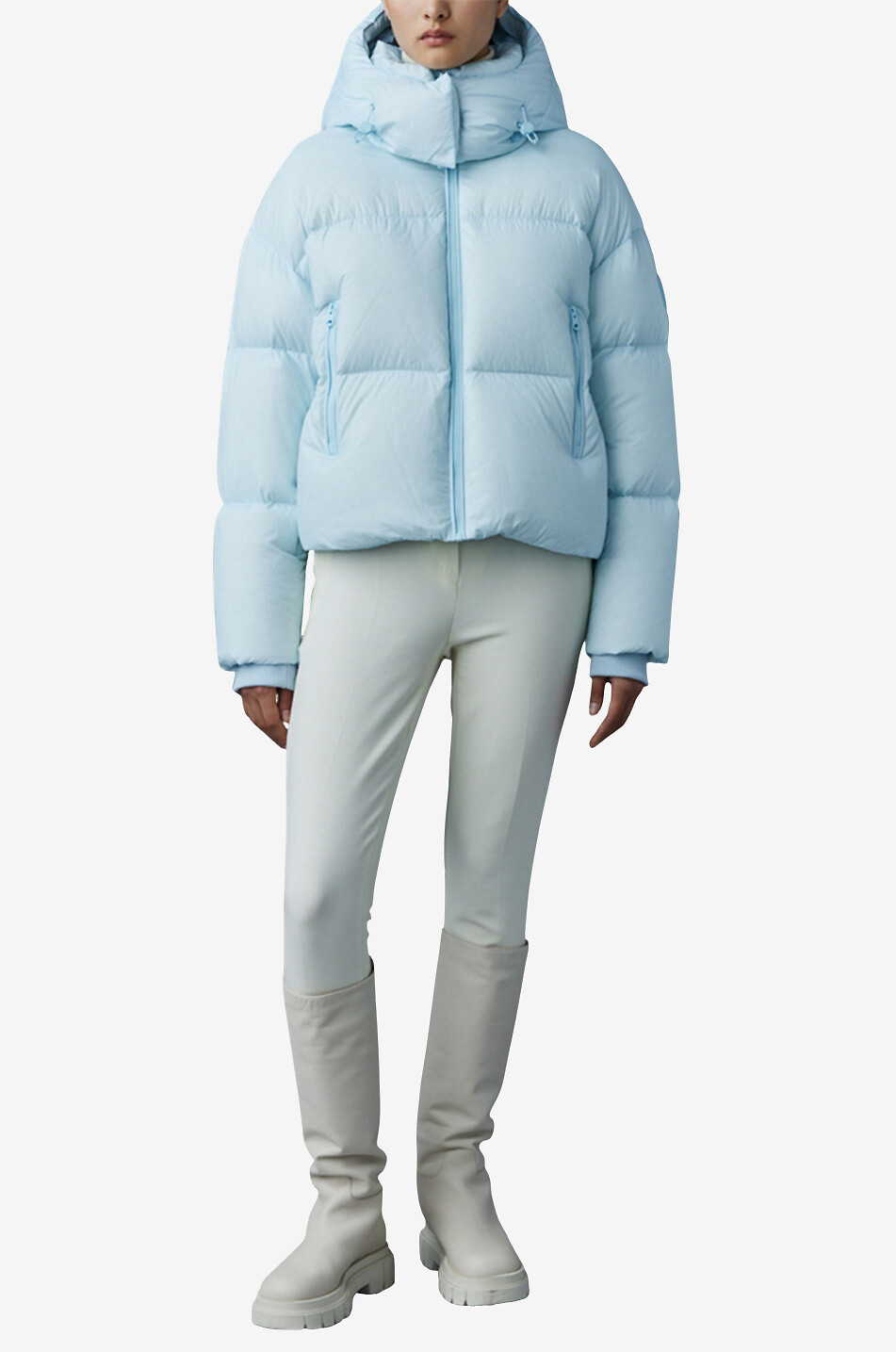 MACKAGE Kurze warme Daunenjacke mit Kapuze Tessy Damen HELLBLAU 2