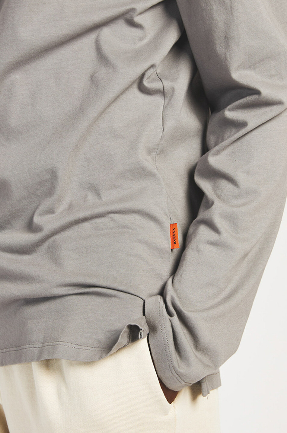 Langarm-T-Shirt mit geknöpftem Mandarinkragen Dabon