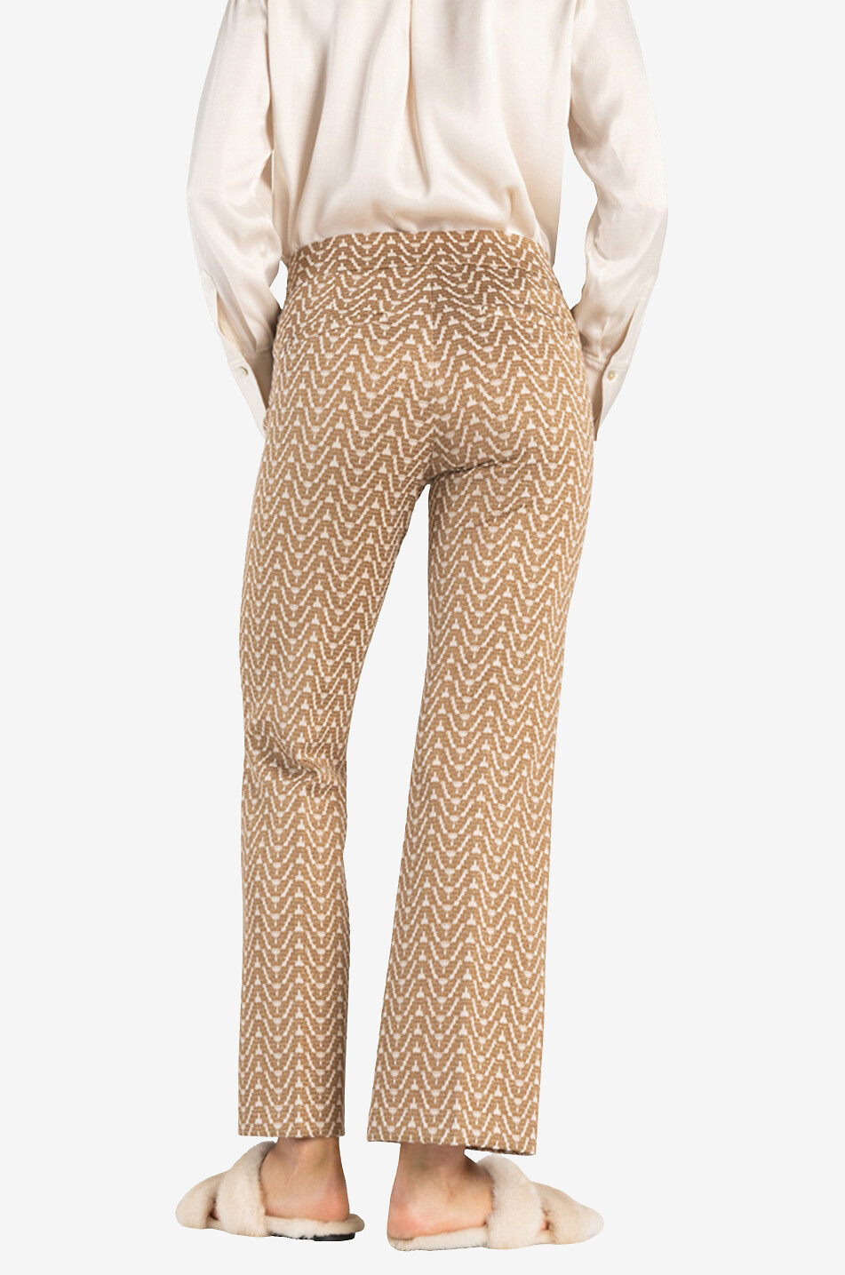 Ausgestellte Hose aus glitzerndem Jacquard Faith