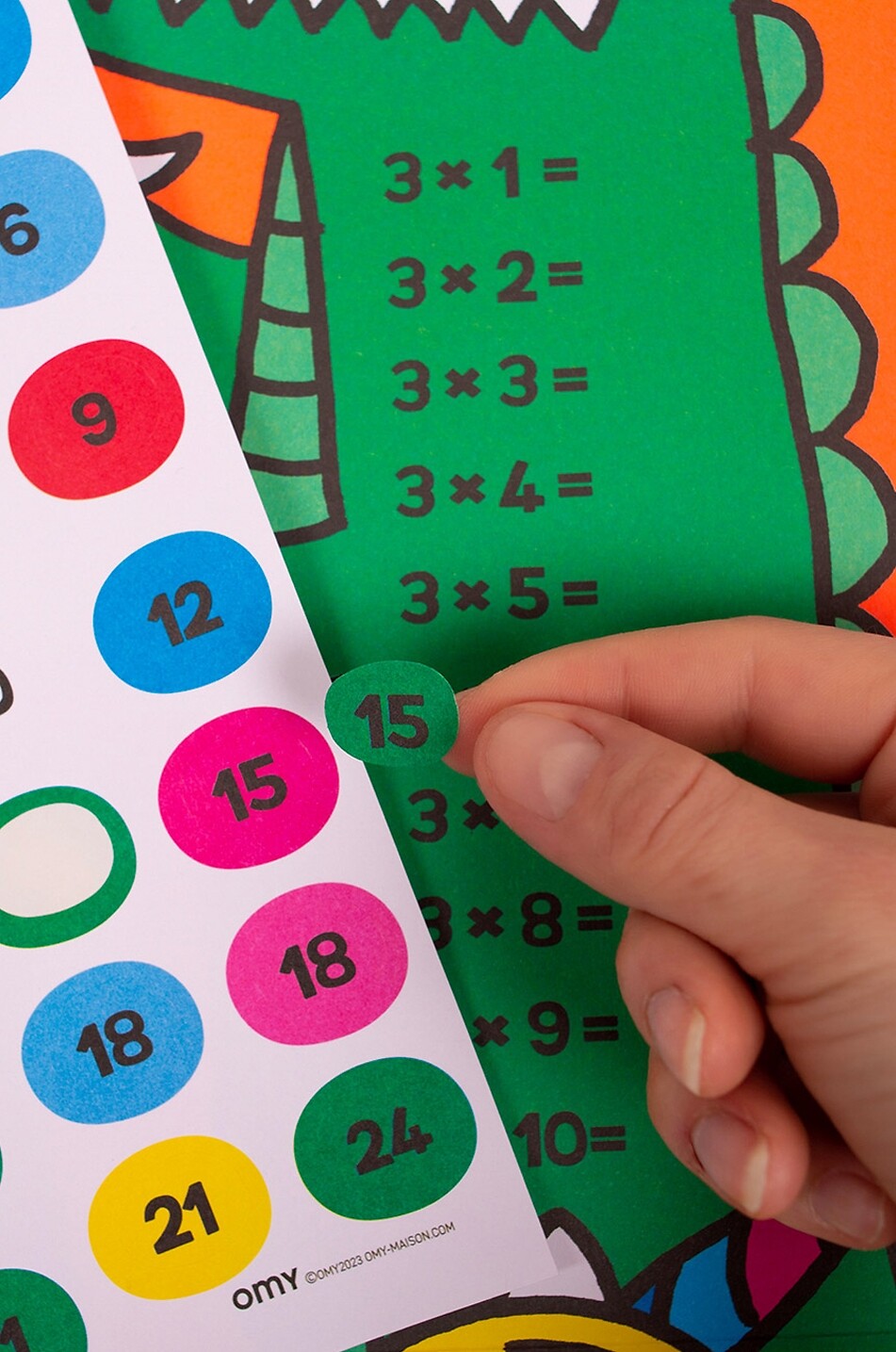 OMY Affiche d'apprentissage et stickers tables de multiplication Bébé Incolore 4