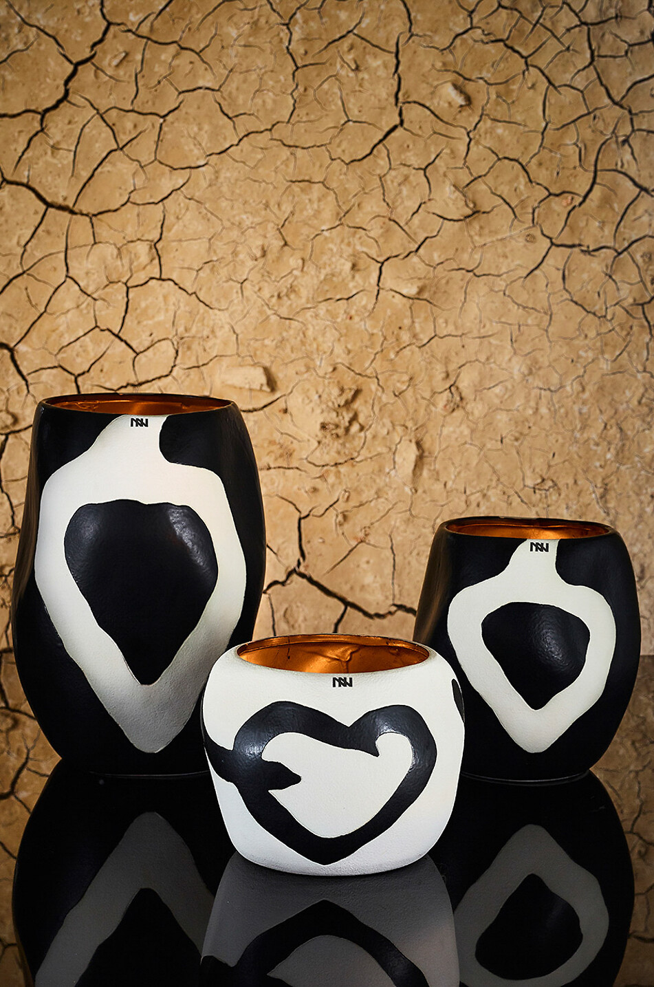 ONNO COLLECTION Grande bougie parfumée dans un écrin en verre Cape Black L Escape Maison Incolore 3