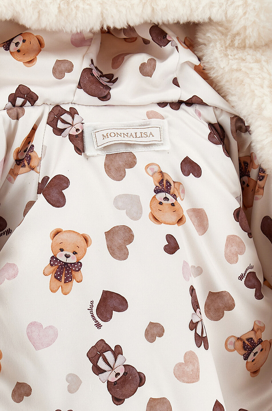 Babyjacke aus Plüsch mit Kapuze