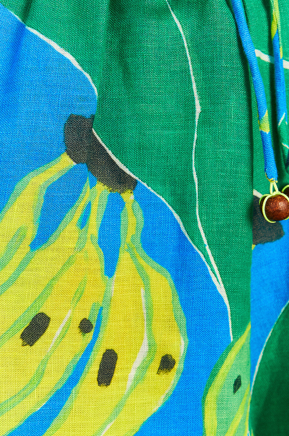 Banana Leaves printed linen shorts