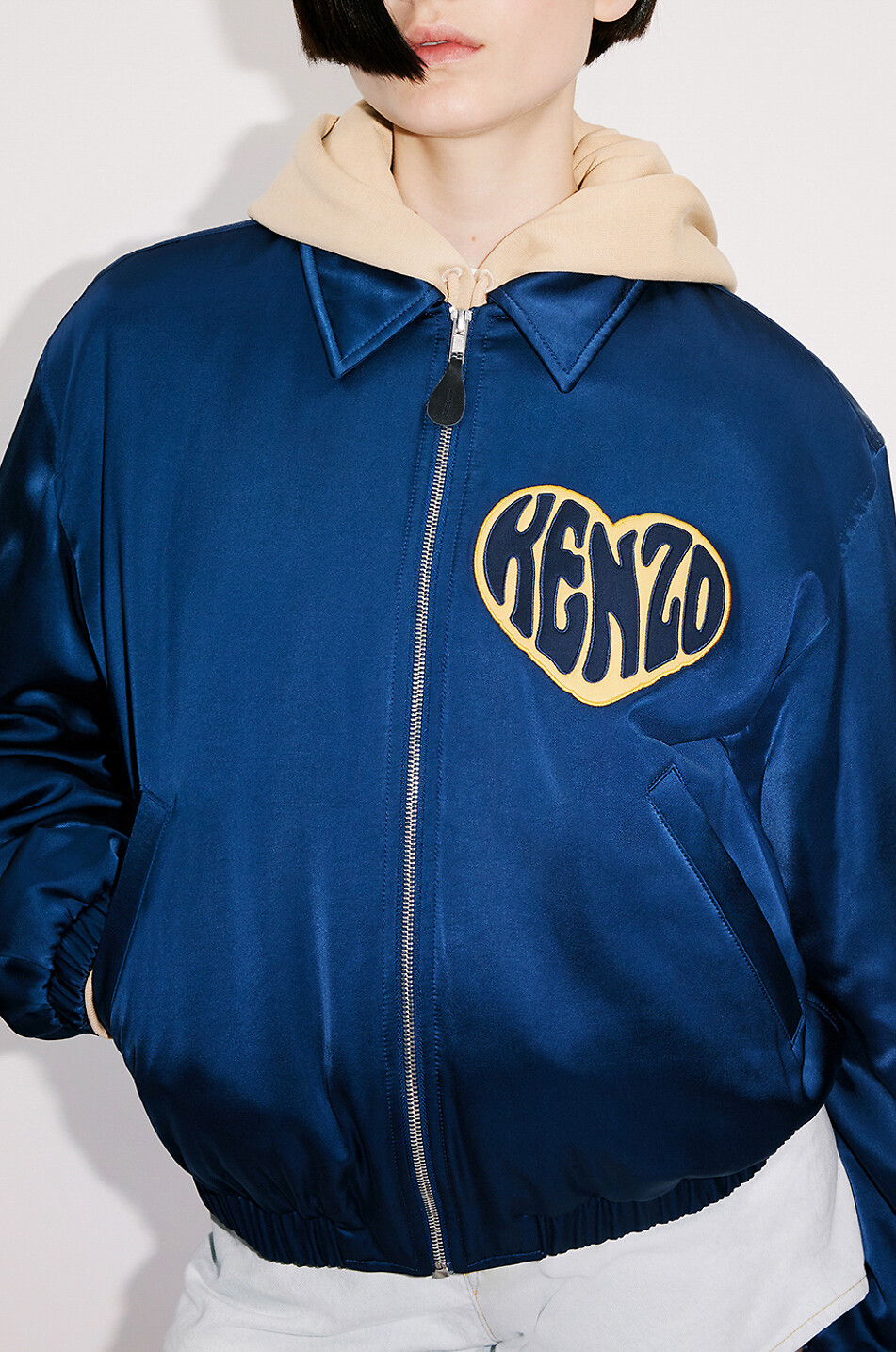 Kurze Bomberjacke Heart Casual