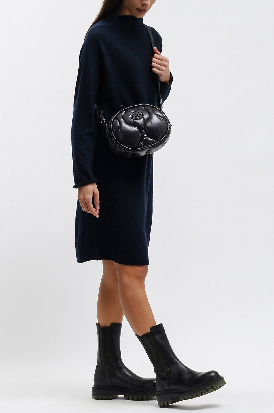 MONCLER Sac porté croisé en nylon matelassé Delilah Femme NOIR 3