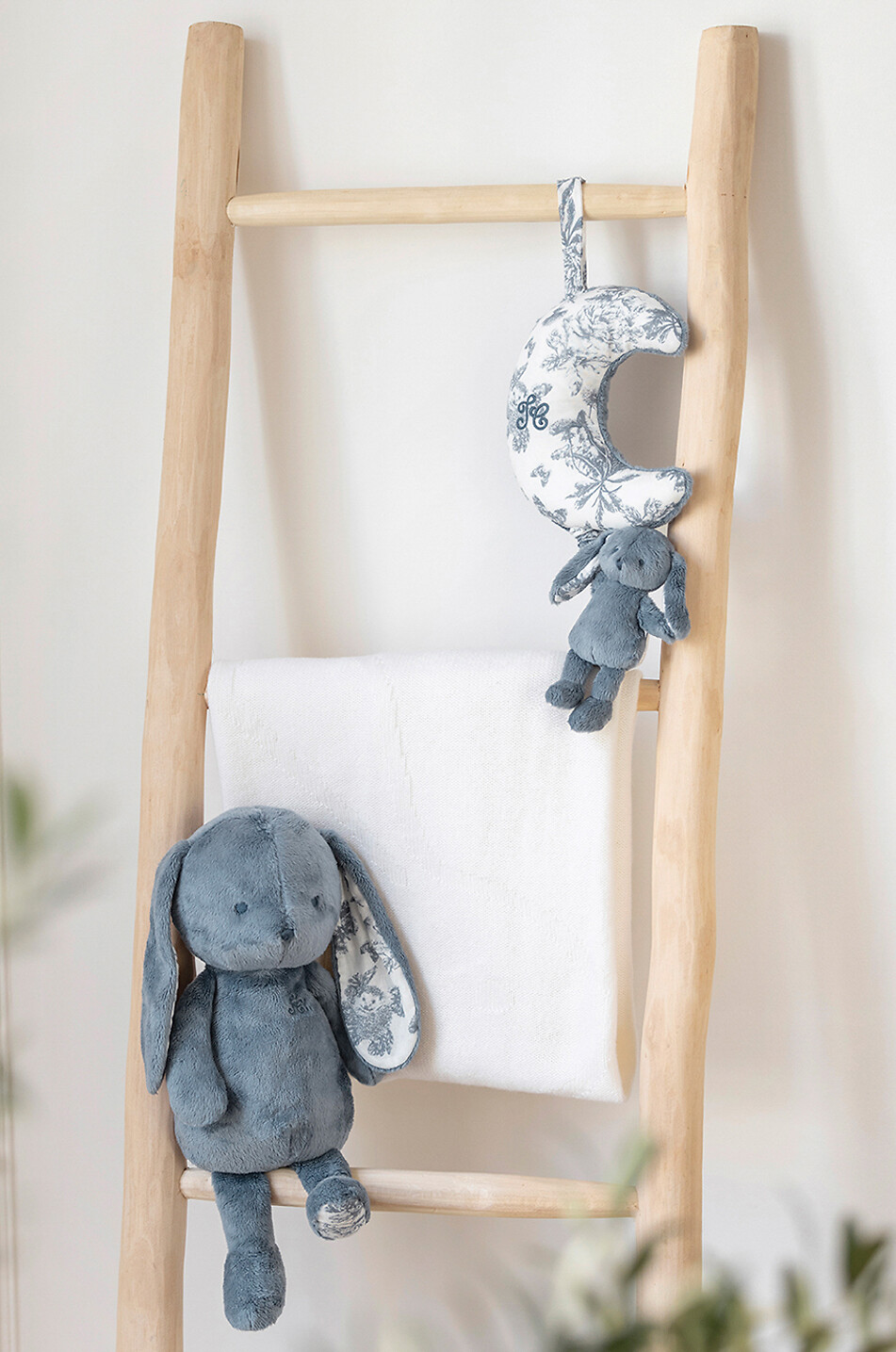 TARTINE ET CHOCOLAT Plüsch-Spieluhr Augustin Le Lapin Baby BLAU 2