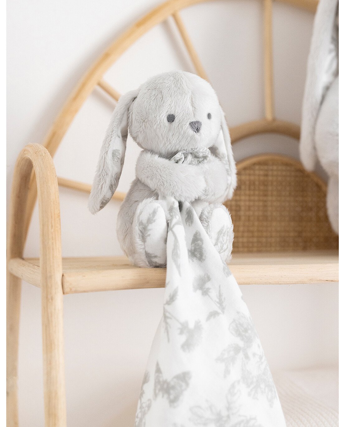 TARTINE ET CHOCOLAT Augustin Le Lapin soft toy with Toile de Jouy Details Baby GREY 4