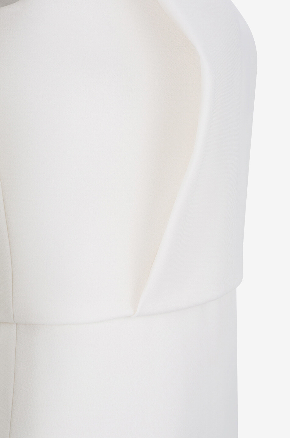 Robe midi à col montant et dos échancré