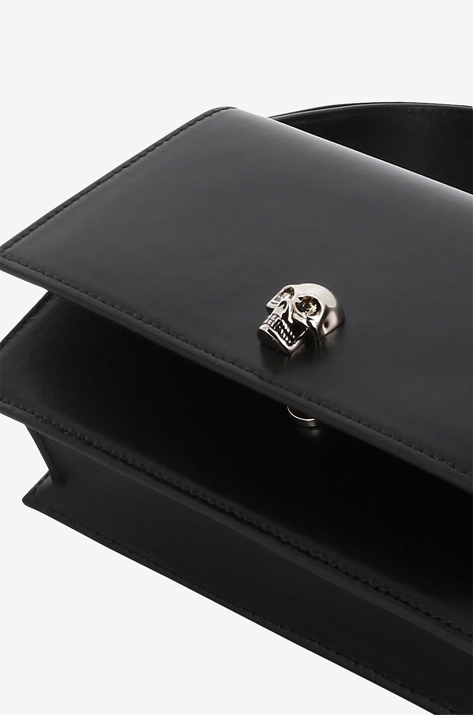 ALEXANDER McQUEEN Schultertasche aus Glattleder Skull Small Damen SCHWARZ 5