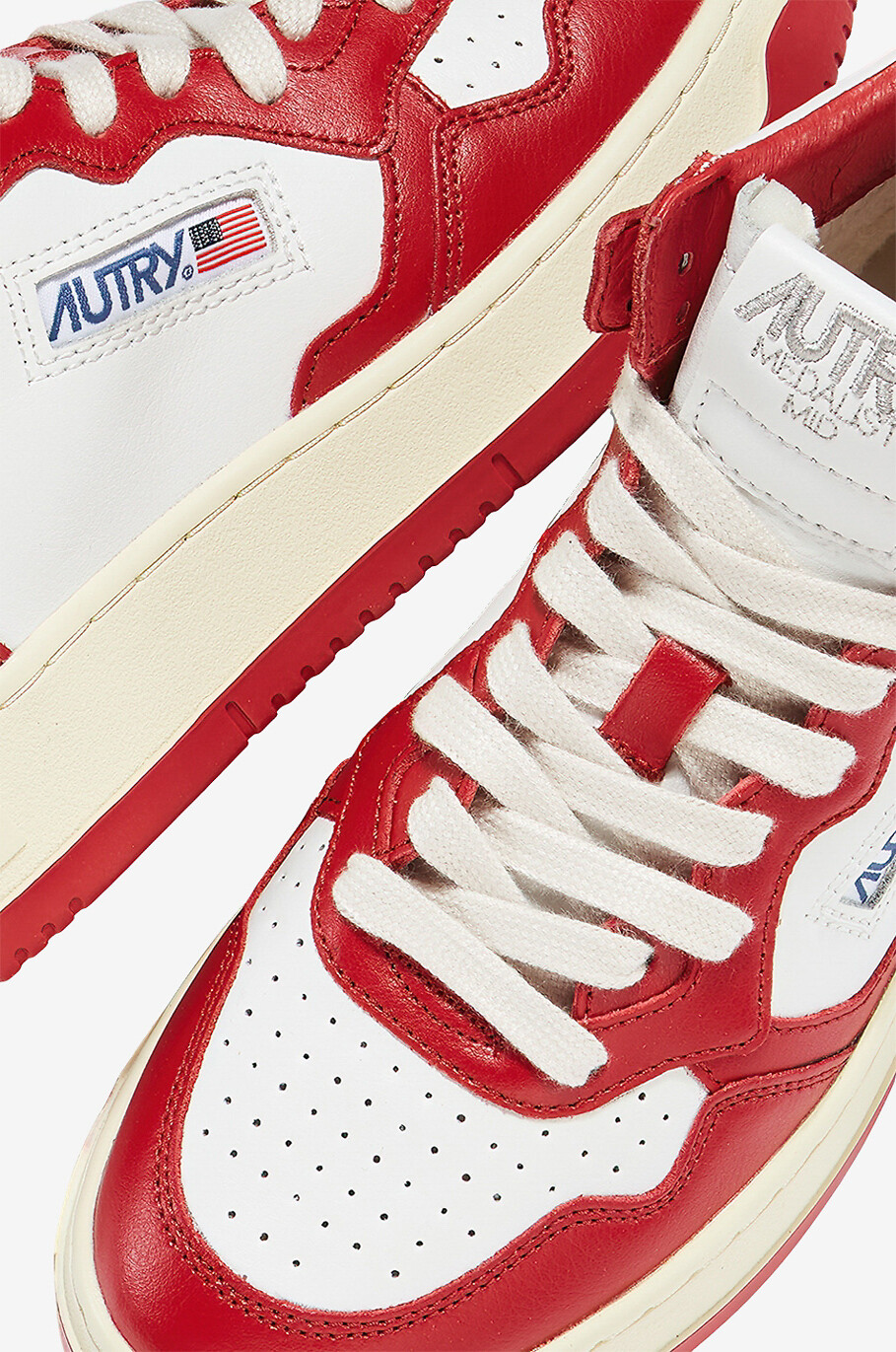 Hohe Ledersneakers mit roten Details Medalist Mid